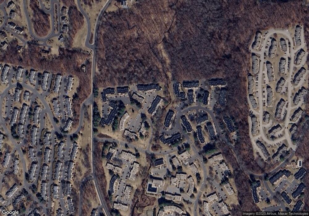 8 Chestnut Ct, Cromwell, CT 06416 - photo 1