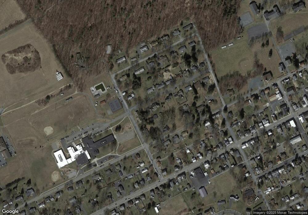 219 Maple Ln, New Bloomfield, PA 17068 - photo 1