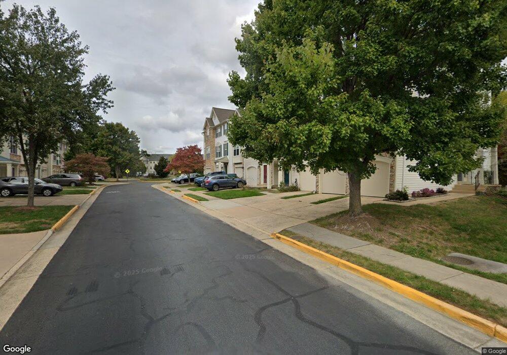 13405 Burrough Farm Dr, Herndon, VA 20171 - photo 1