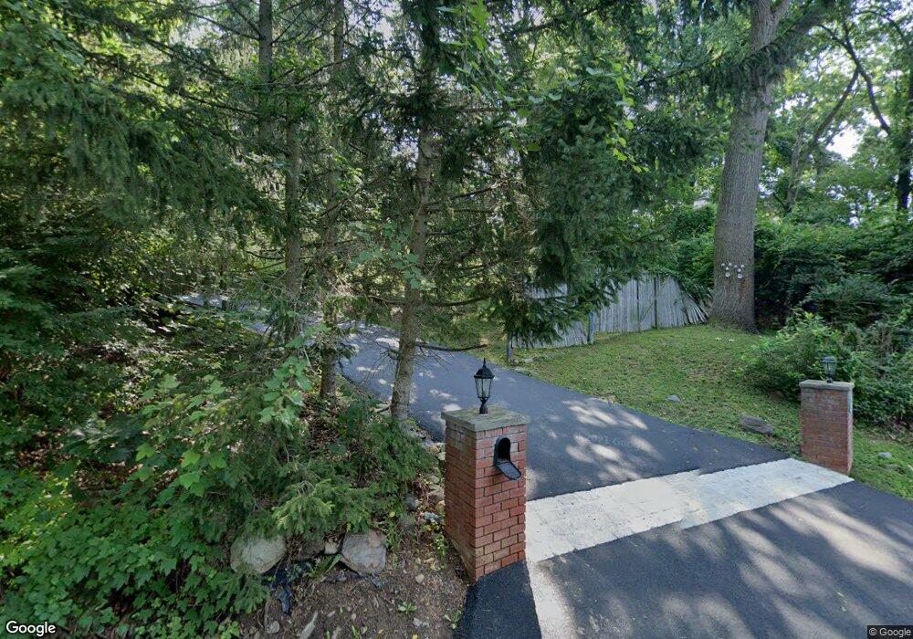 2022 Quaker Ridge Rd, Croton On Hudson, NY 10520 - photo 1