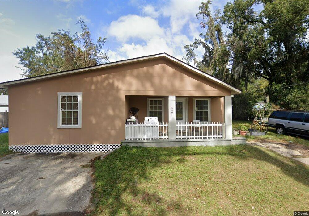 609 R St, Brunswick, GA 31520 - photo 1