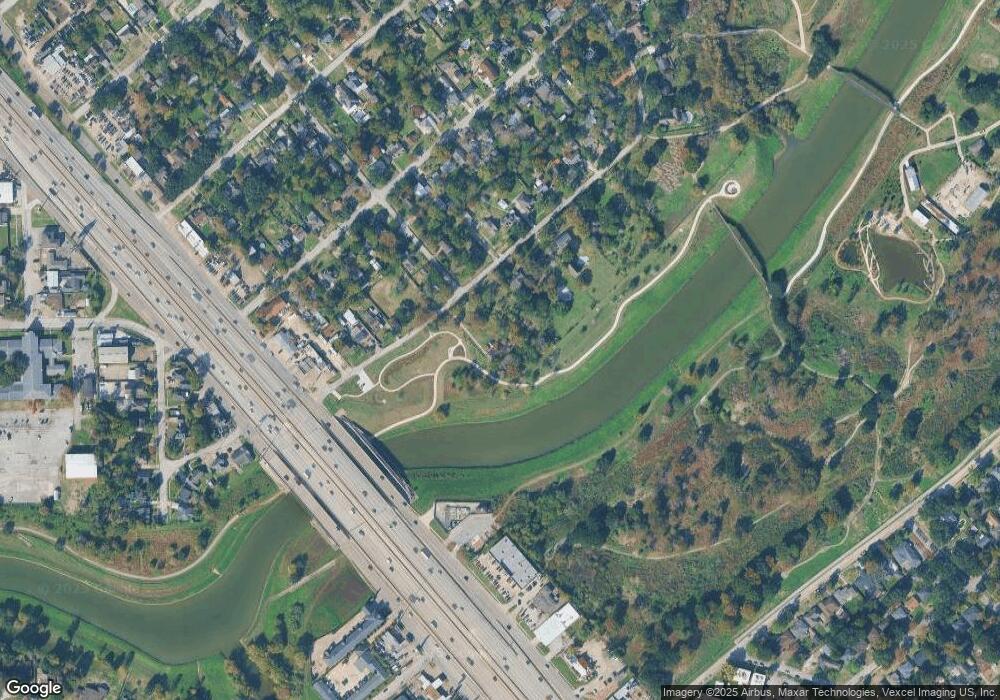 8142 River Dr, Houston, TX 77017 - photo 1