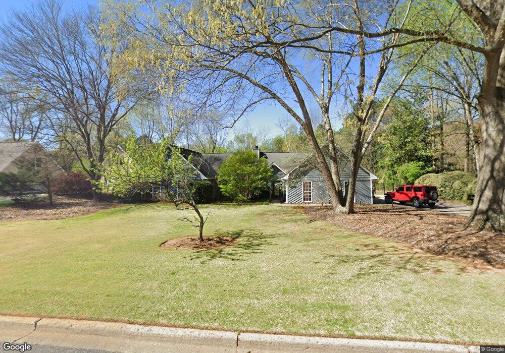 555 Saddle Creek Cir unit 8, Roswell, GA 30076 - photo 1