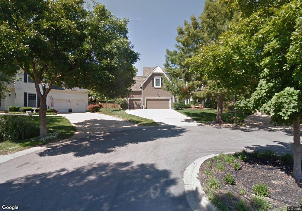 8506 Hallet St, Lenexa, KS 66215 - photo 1