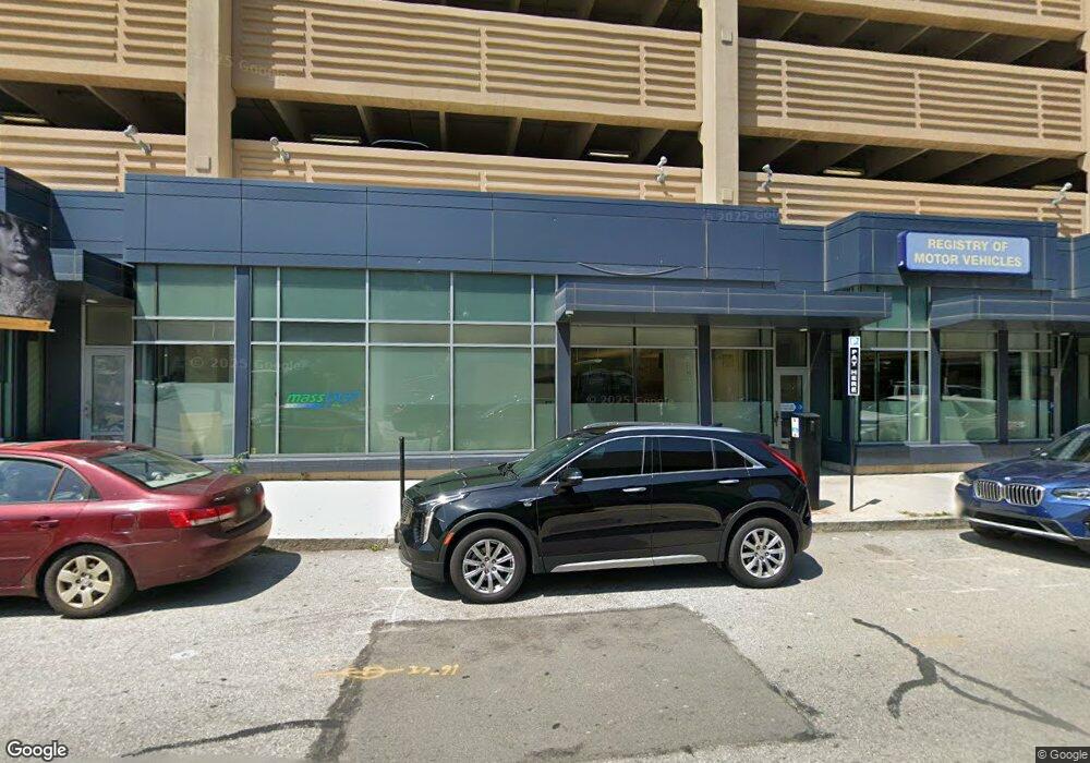 135 Middlesex St unit 5, Lowell, MA 01852 - photo 1