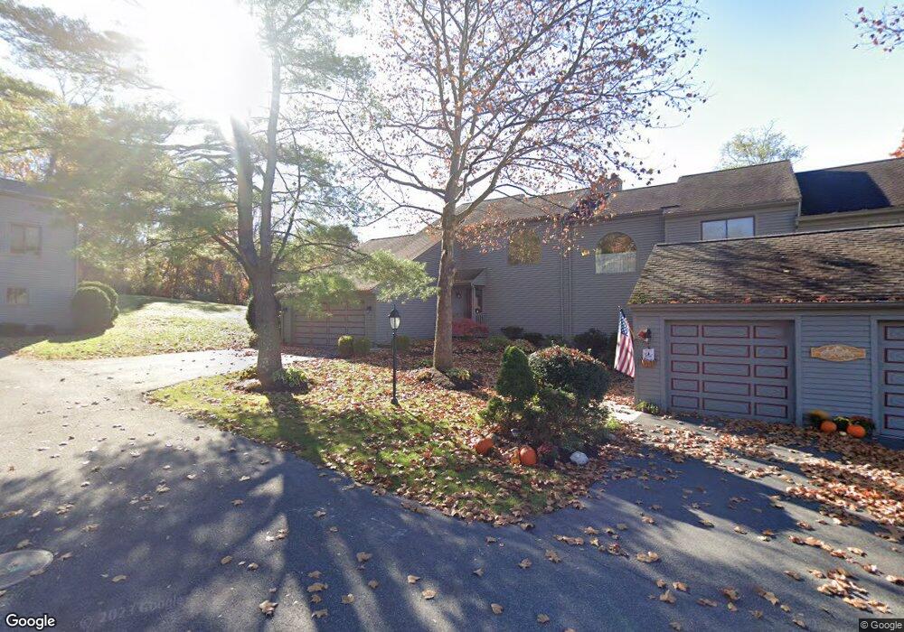 7 Pond View Dr, Brookfield, CT 06804 - photo 1