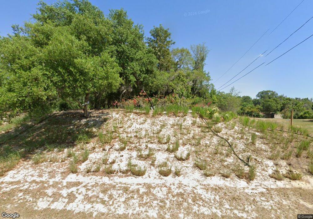 1015 Lake Dr E, Lake Placid, FL 33852 - photo 1