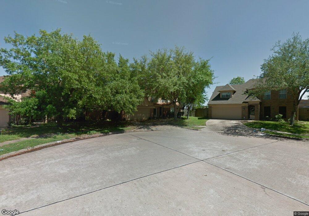 4013 Fernwood Dr, Pearland, TX 77584 - photo 1