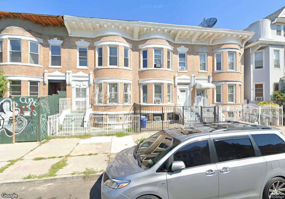221 Arlington Ave, Brooklyn, NY 11207 - photo 1