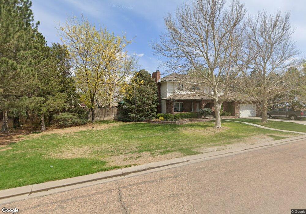 1607 S Monroe St, Hugoton, KS 67951 - photo 1