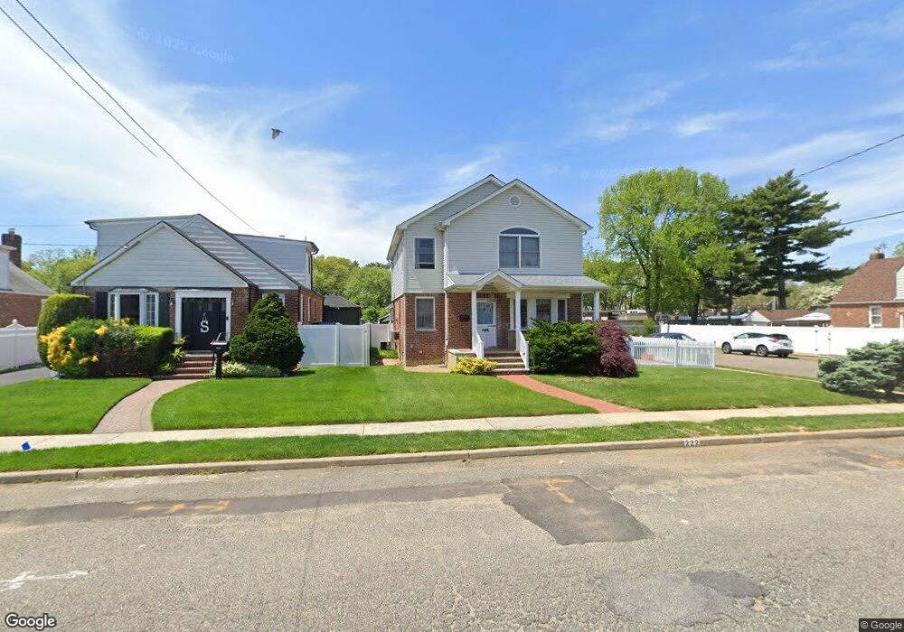 222 Claflin Blvd, Franklin Square, NY 11010 - photo 1