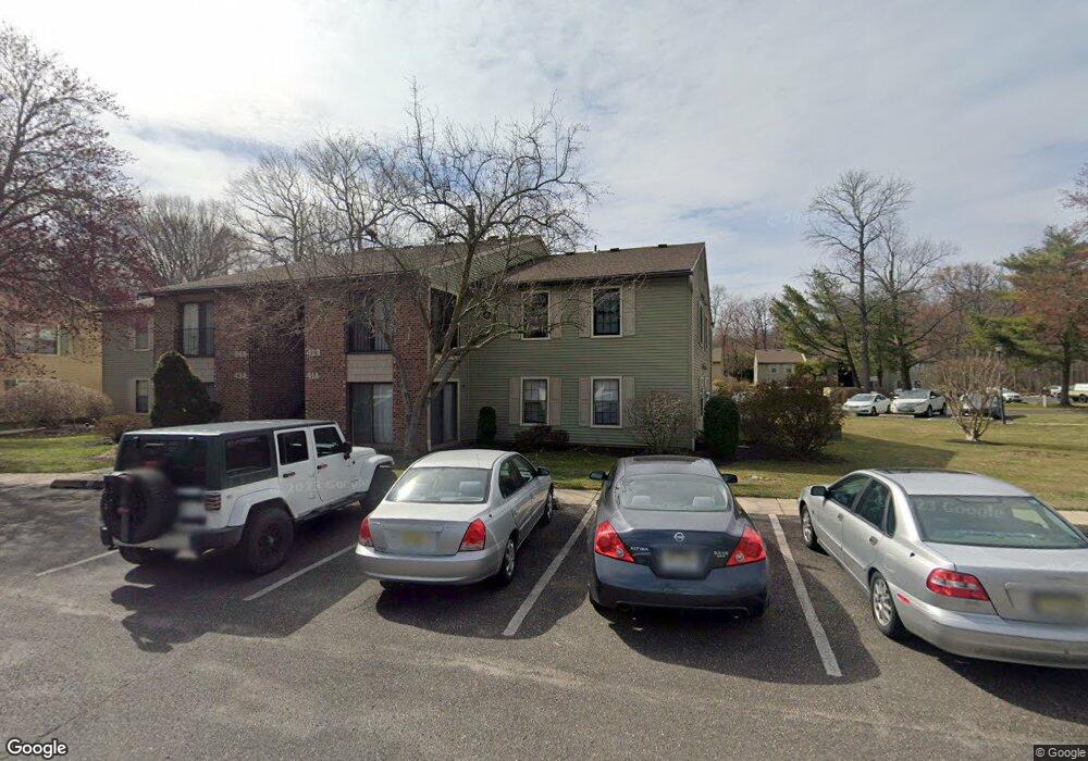 46 W Bluebell Ln, Mount Laurel, NJ 08054 - photo 1