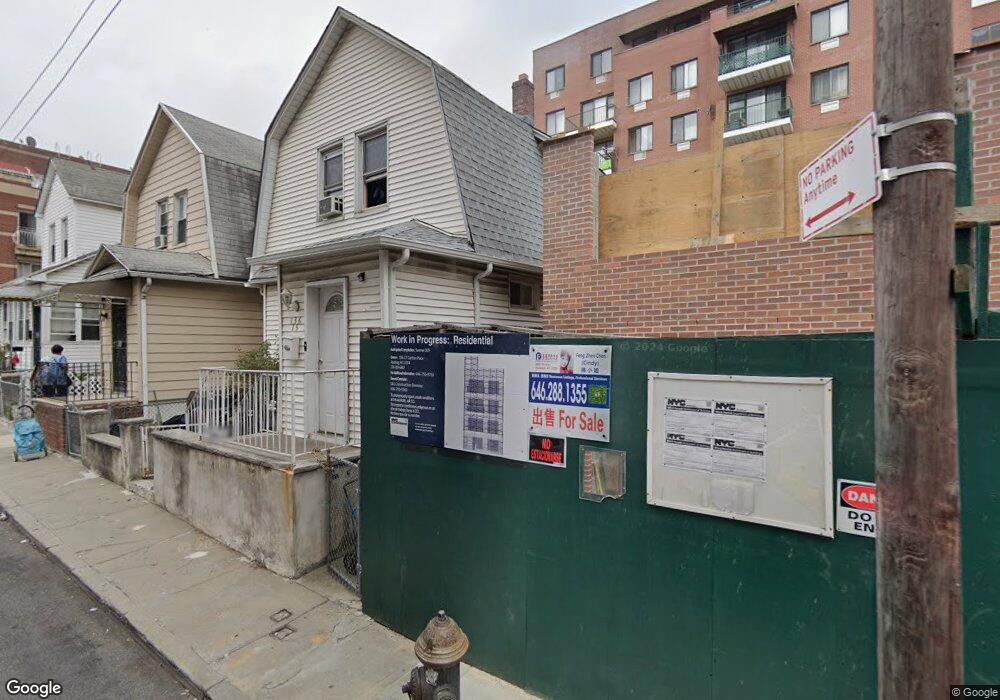 13615 Carlton Place, Flushing, NY 11354 - photo 1