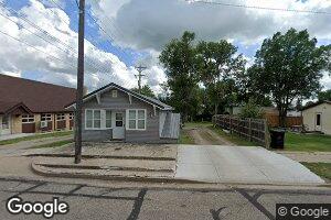 113 W Oak Ave, Linton, ND 58552