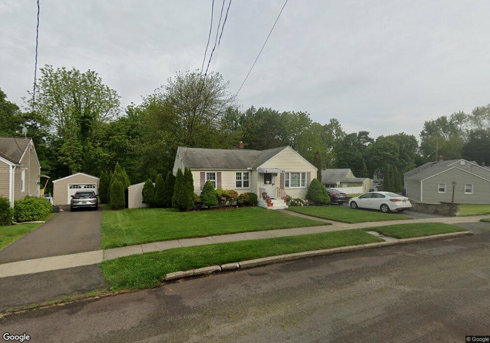 172 Winslow Dr, West Haven, CT 06516 - photo 1