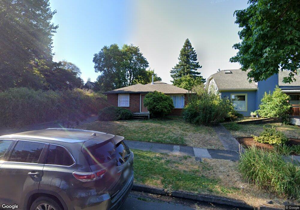 1480 E 21st Ave, Eugene, OR 97403 - photo 1
