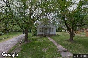 102 S Humphrey St, Iola, KS 66749