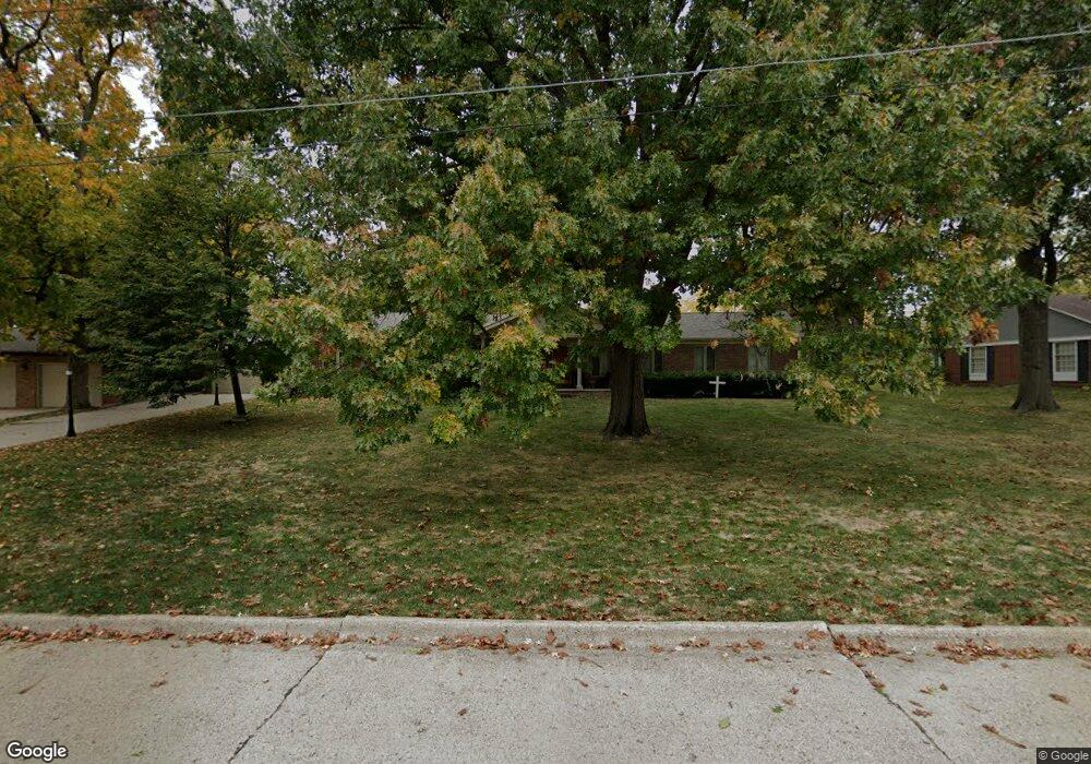 1307 W 13th St S, Newton, IA 50208 - photo 1