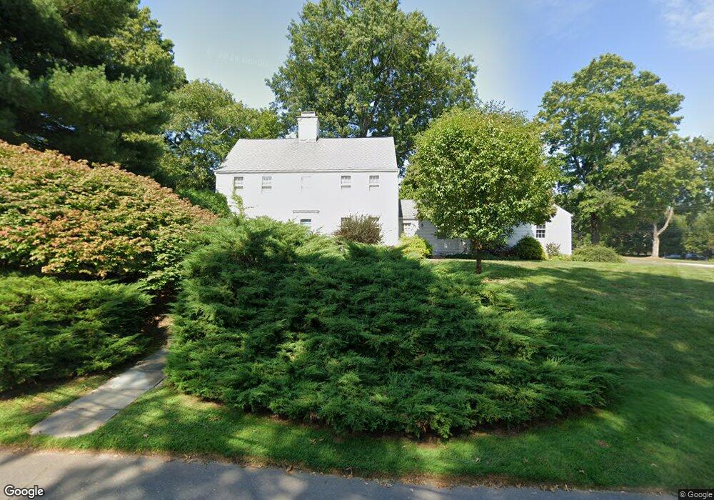 4 Braintree Dr, West Hartford, CT 06117 - photo 1