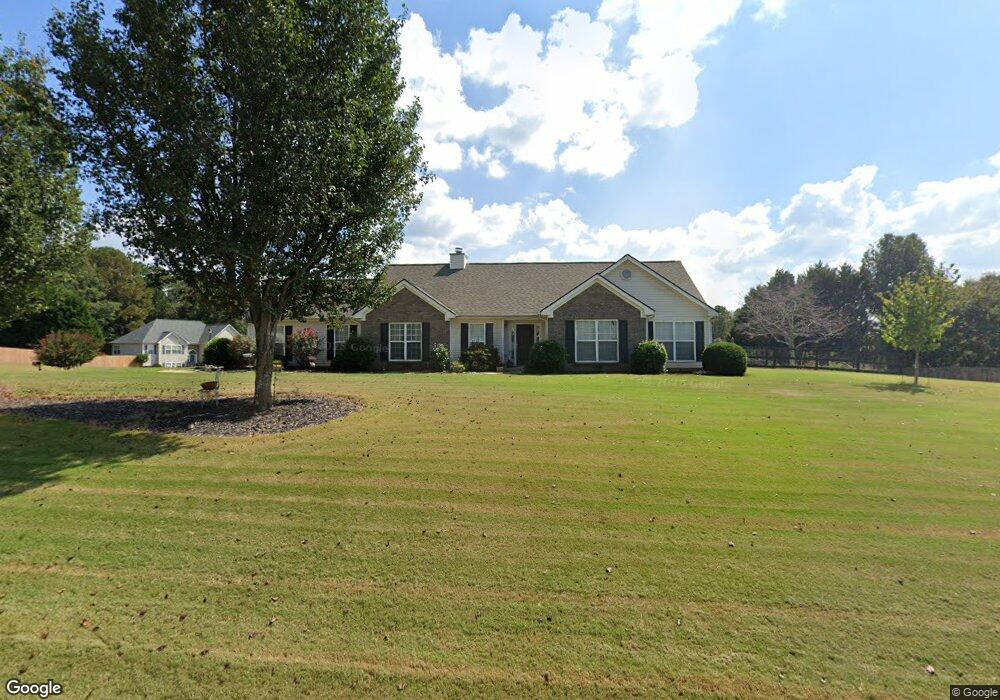 1724 Wyntercreek Ln, Hoschton, GA 30548 - photo 1