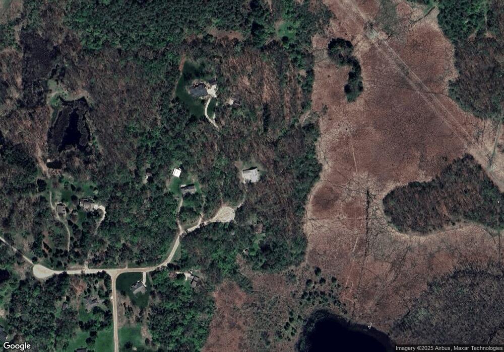 10090 King Hill Ct, Dexter, MI 48130 - photo 1