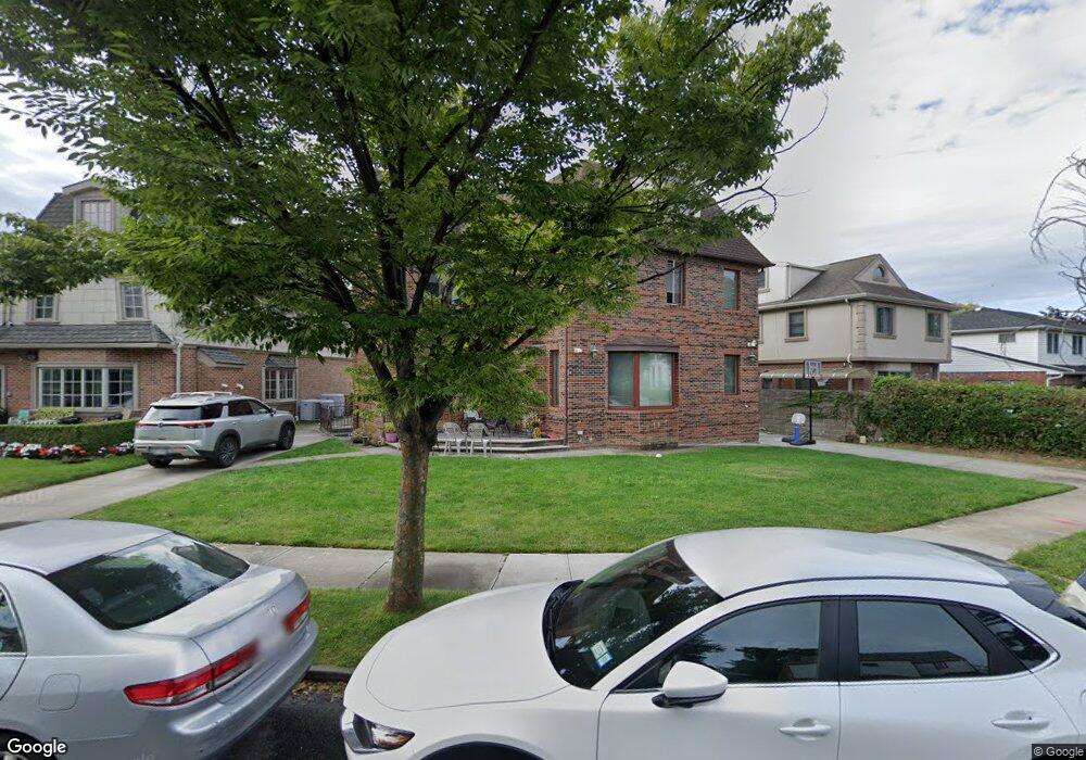 13718 75th Rd, Flushing, NY 11367 - photo 1