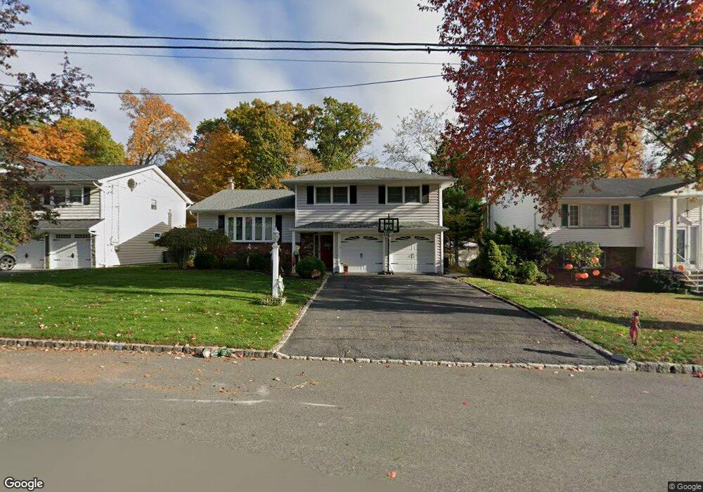 58 Roosevelt St, Roseland, NJ 07068 - photo 1