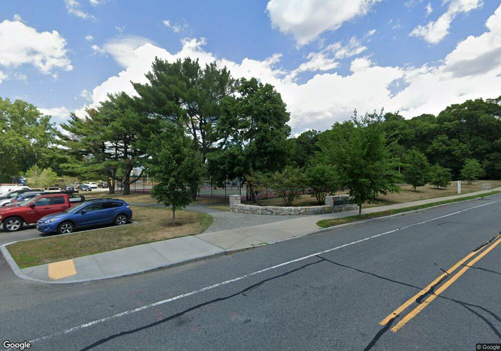 000 Upland Ave, Newton Highlands, MA 02461 - photo 1