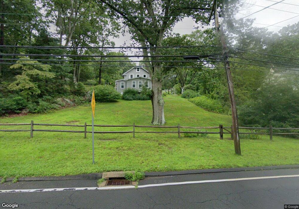 77 Leetes Island Rd, Guilford, CT 06437 - photo 1