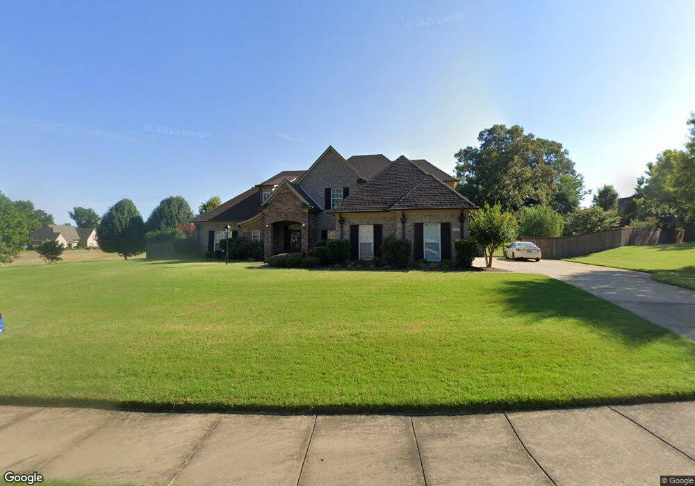 698 Shadow View Dr S, Hernando, MS 38632 - photo 1