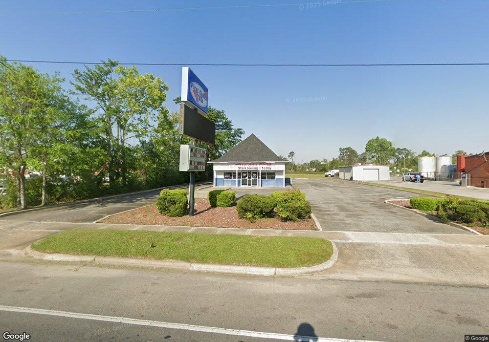 615 Peterson Ave S, Douglas, GA 31533 - photo 1