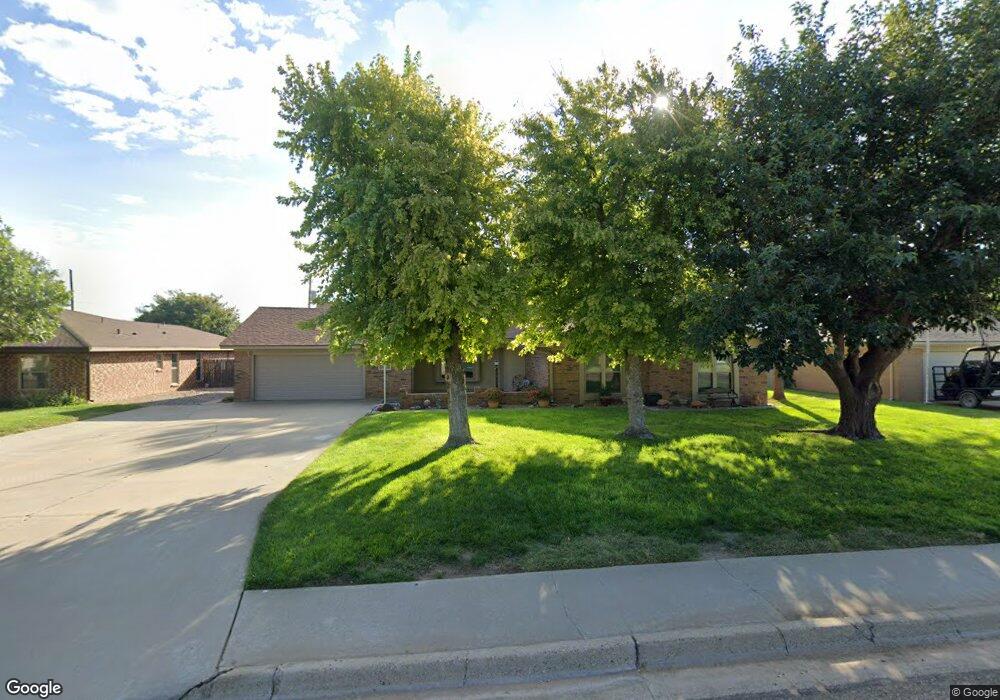 813 Bennett Dr, Dumas, TX 79029 - photo 1