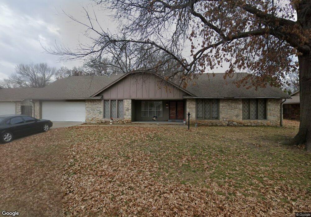 816 W Utica St, Broken Arrow, OK 74011 - photo 1