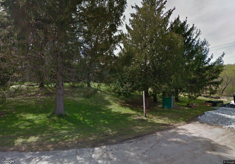 11 Field St, Proctor, VT 05765 - photo 1