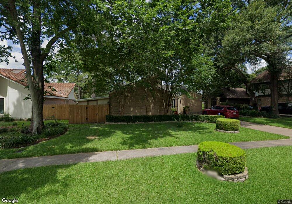5718 Council Grove Ln, Houston, TX 77088 - photo 1