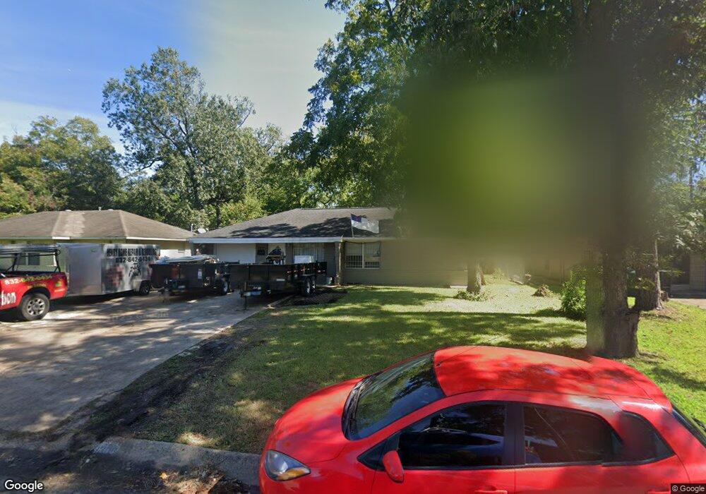 10304 Royal Oaks Dr, Houston, TX 77016 - photo 1