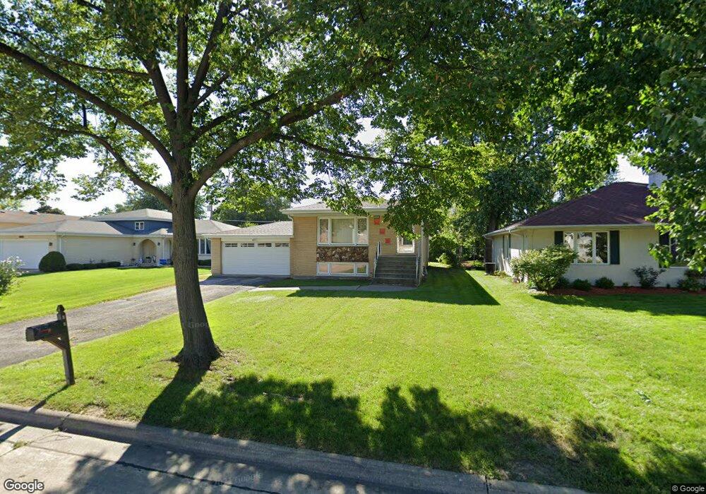 658 N Indiana St, Elmhurst, IL 60126 - photo 1