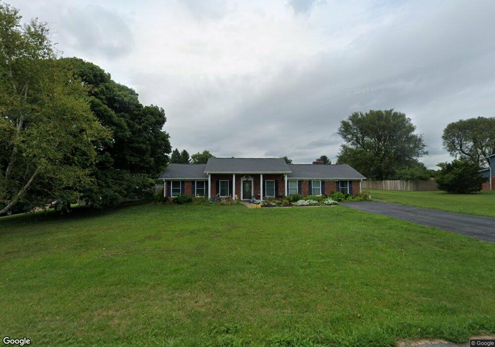 235 Mocks Creek Dr, Danville, KY 40422 - photo 1