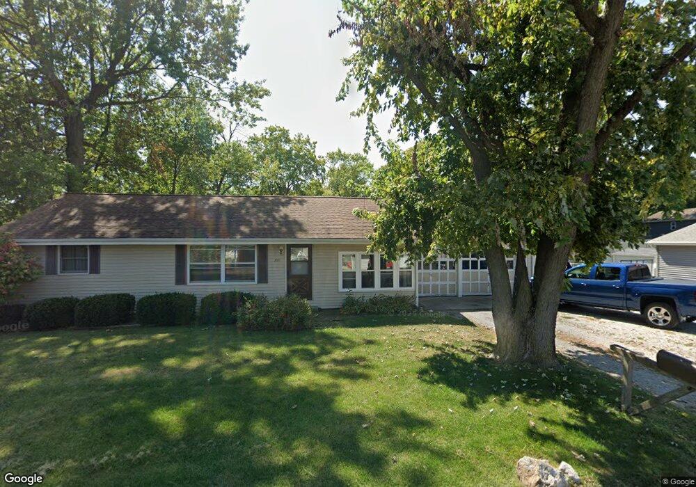 209 E Northline Rd, Tuscola, IL 61953 - photo 1