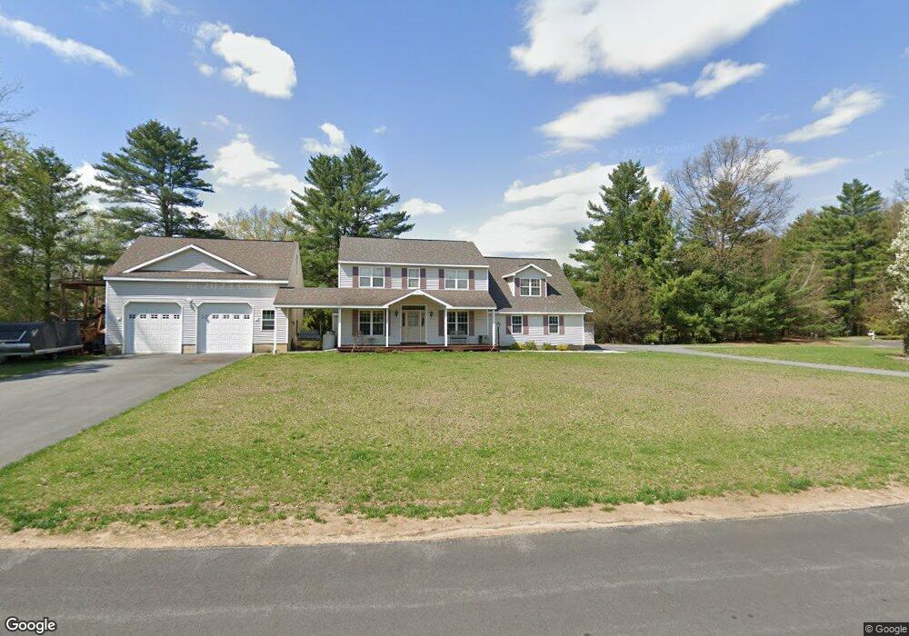 17 Oxford Dr, Saratoga Springs, NY 12866 - photo 1