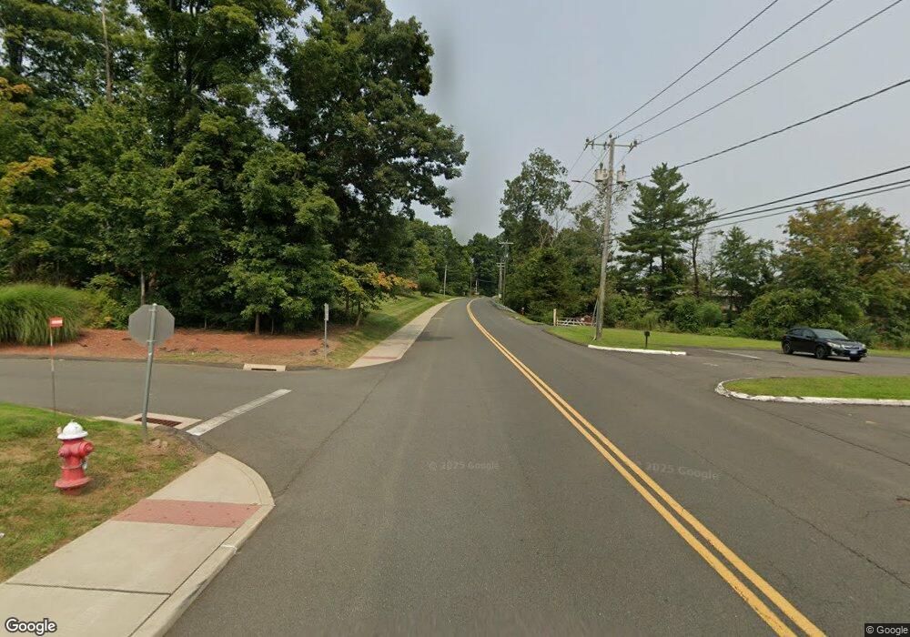 39 Willowbrook Rd, Cromwell, CT 06416 - photo 1