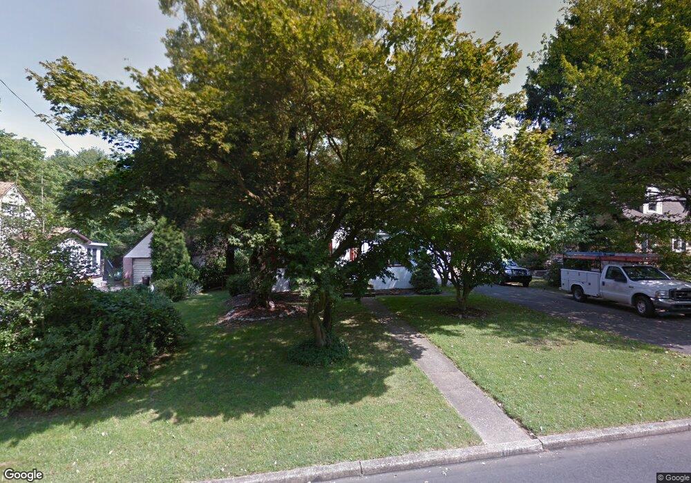 1049 Cherry Ln, Southampton, PA 18966 - photo 1