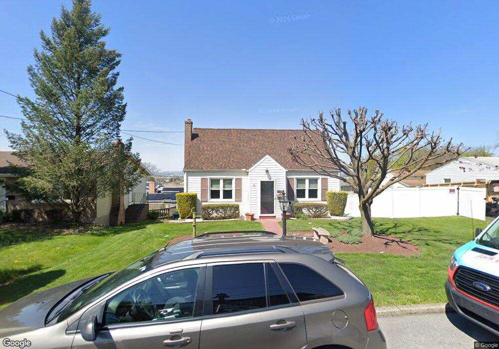 1019 E Hamilton St unit 1, Allentown, PA 18109 - photo 1