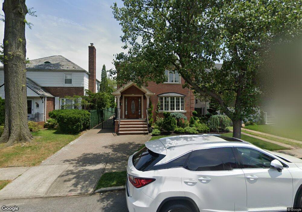 8131 189th St, Hollis, NY 11423 - photo 1