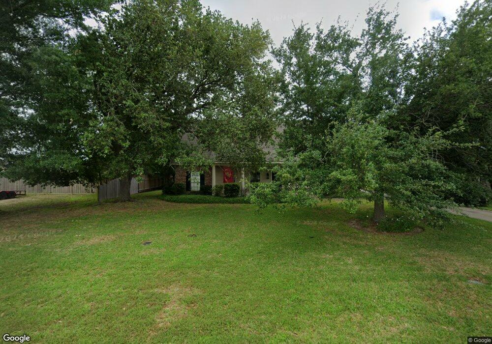 2715 Magnolia Ln, Lake Charles, LA 70605 - photo 1