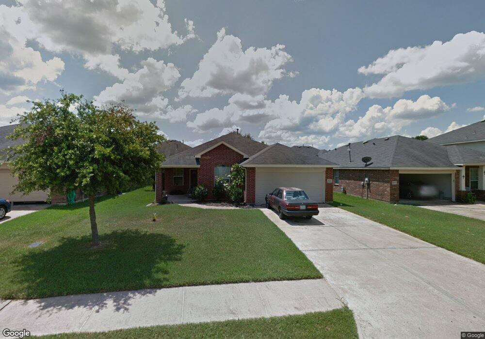 18911 Squirrel Oaks Dr, Magnolia, TX 77355 - photo 1