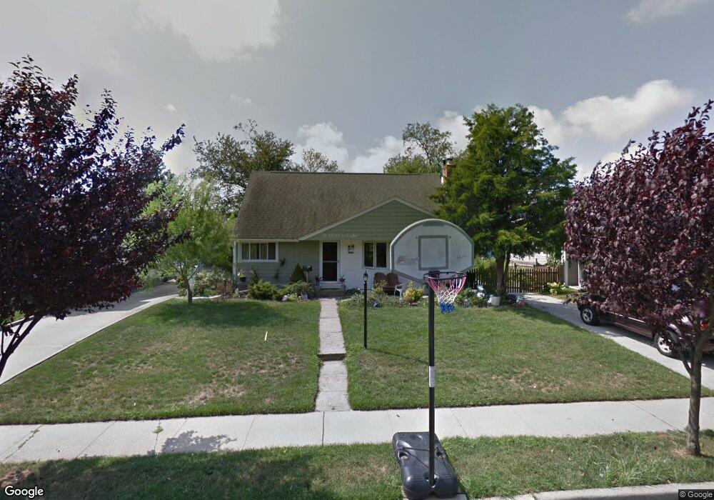 23 Dennis Ln, Bethpage, NY 11714 - photo 1