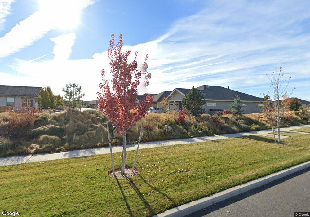 2767 NW 23rd Loop, Redmond, OR 97756 - photo 1