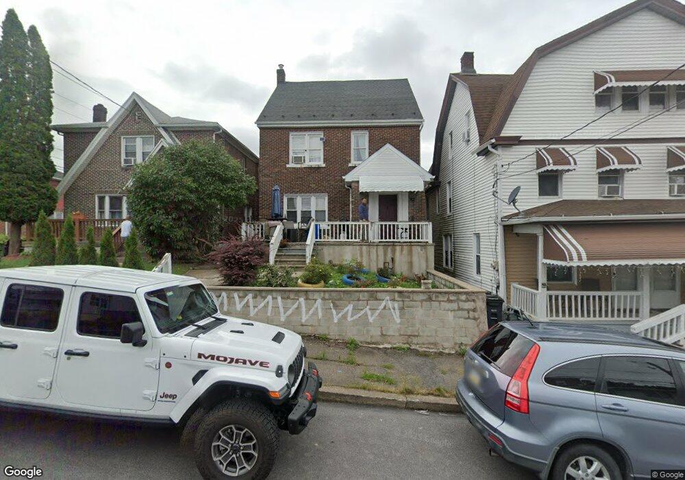 726 N Laurel St, Hazleton, PA 18201 - photo 1