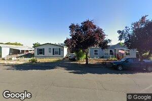 573 Lochaven Ave, Springfield, OR 97477